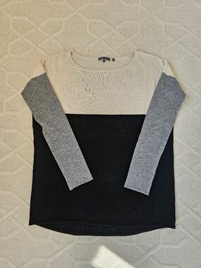 Vince Wool  Crewneck Sweater